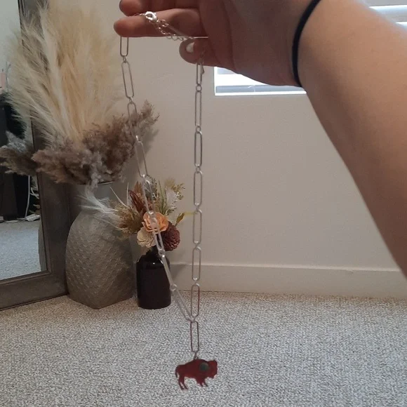 Buffalo Necklace - Picture 3 of 3